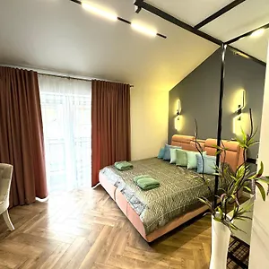 Kvartyra Mansarda Апартаменты