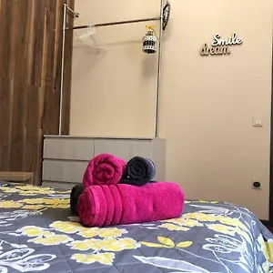Honey With Balcony Апартаменты